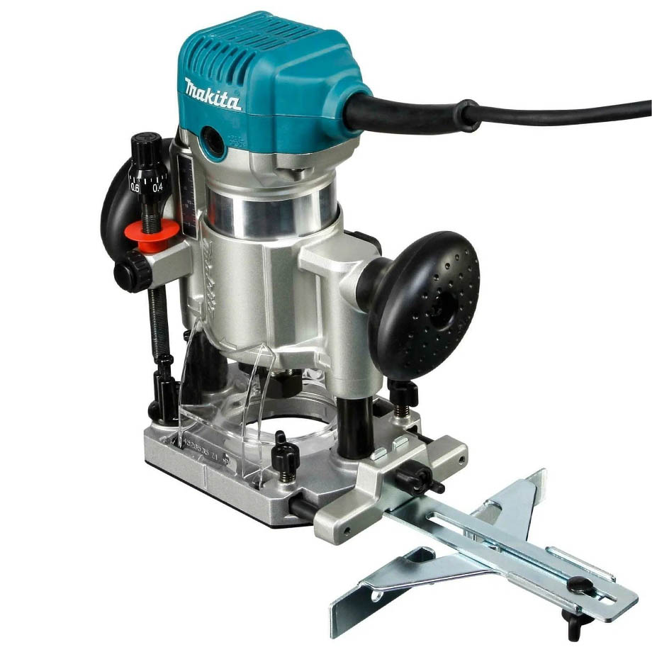 ПРОКАТ ФРЕЗЕРА MAKITA RT0700C в компании ГенПрокат
